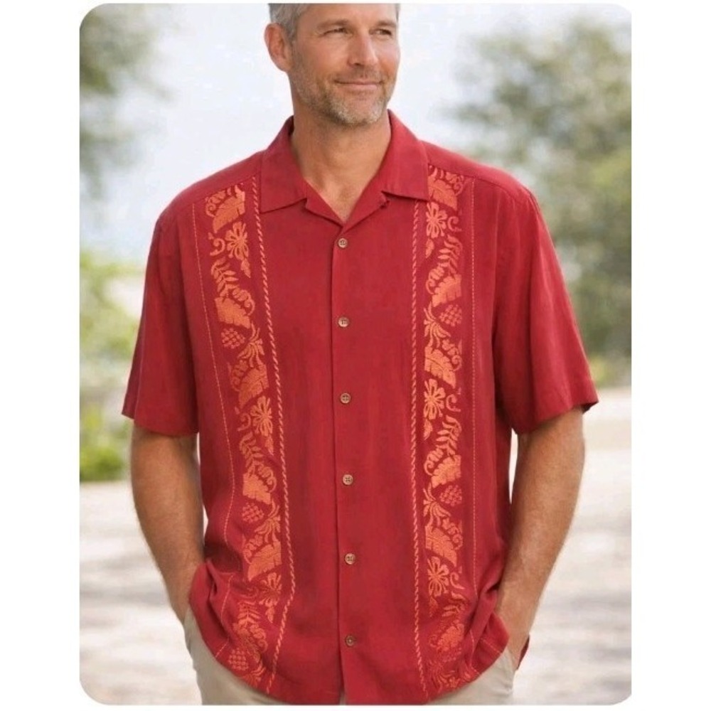 Tommy Bahama Shirt Men's Sz M Button Down Magenta 100% Silk Short Sleeve Embroid
